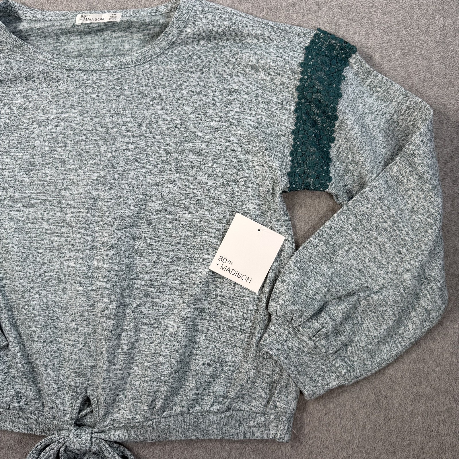 89th + Madison Women's Small Green Tie Front Lace Shoulder Knit Top New — image 2 of 8